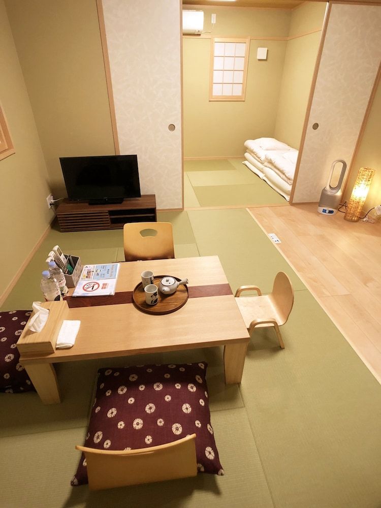 harper house Family Suite (Green) 14