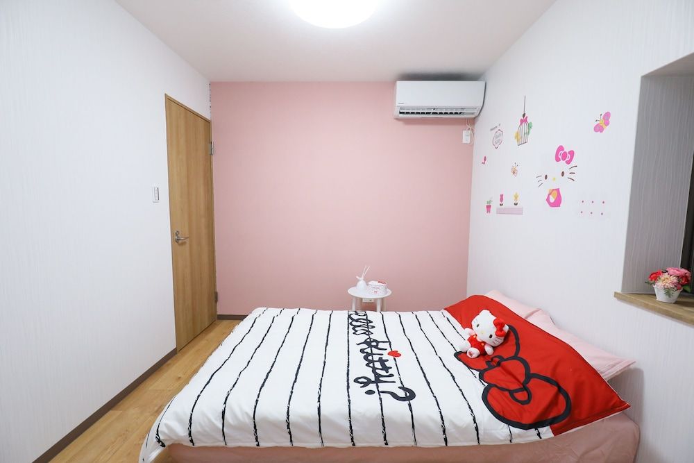 undefined Osaka Umeda Station East H1 4