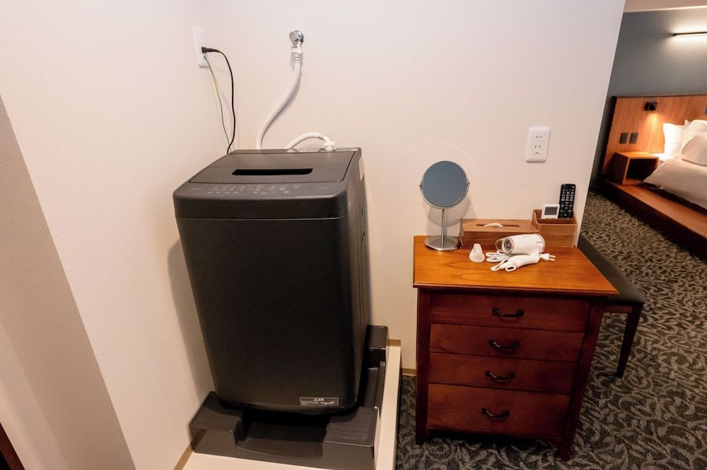 KIKU'S ROOM new modern cozy apt 5a. 13