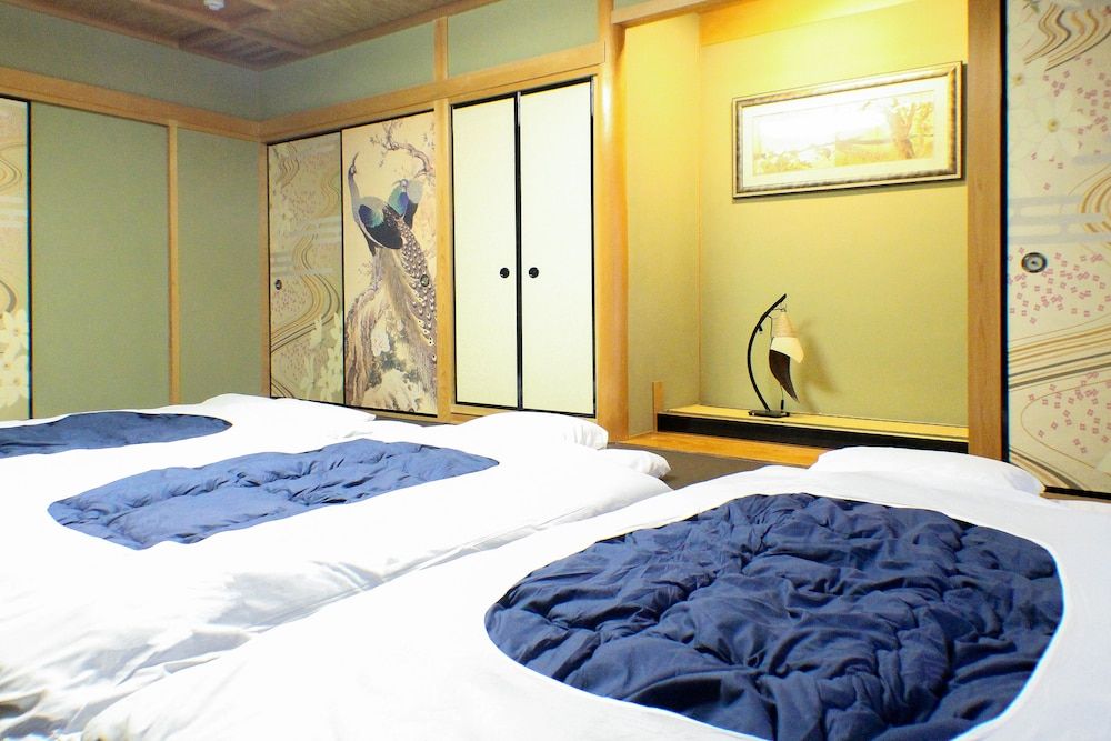 Gold House Namba Minami House 11