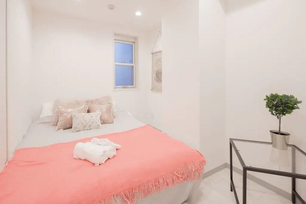 undefined Hatch NAGAHORI 202 8