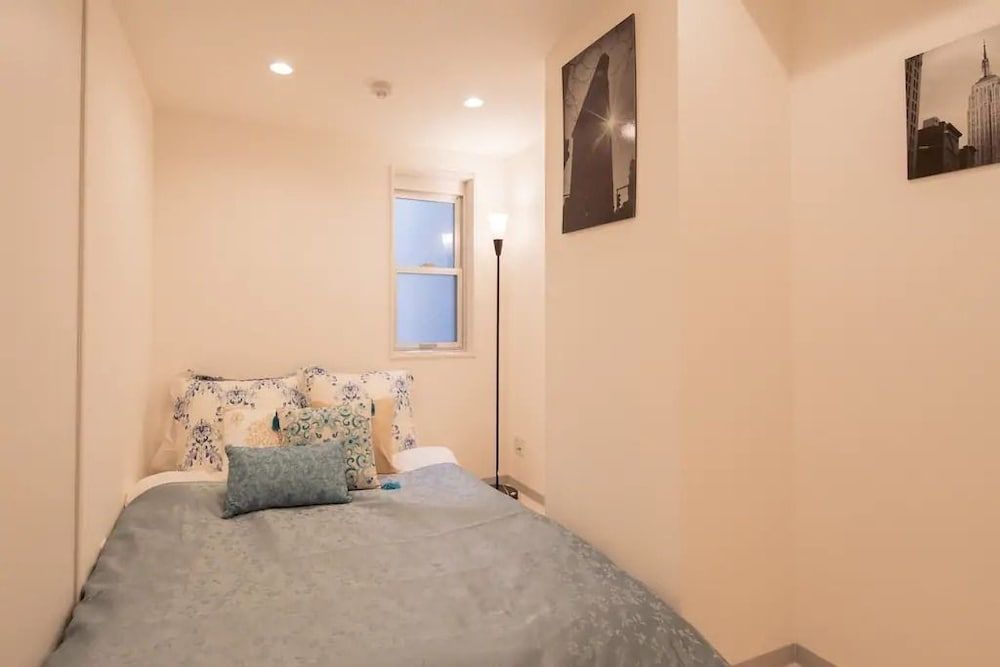 undefined Hatch NAGAHORI 402 7