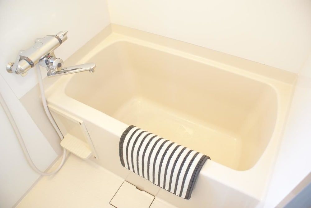 Legal Big House (166-1) Apartment 35