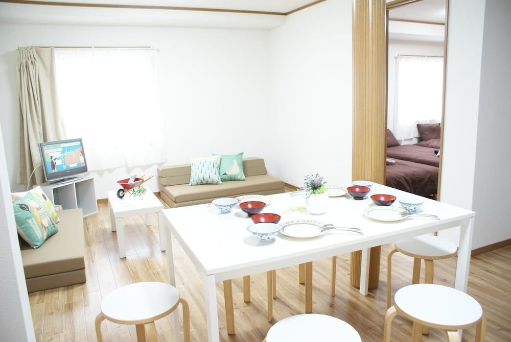 undefined Legal Big House (166-1) 9