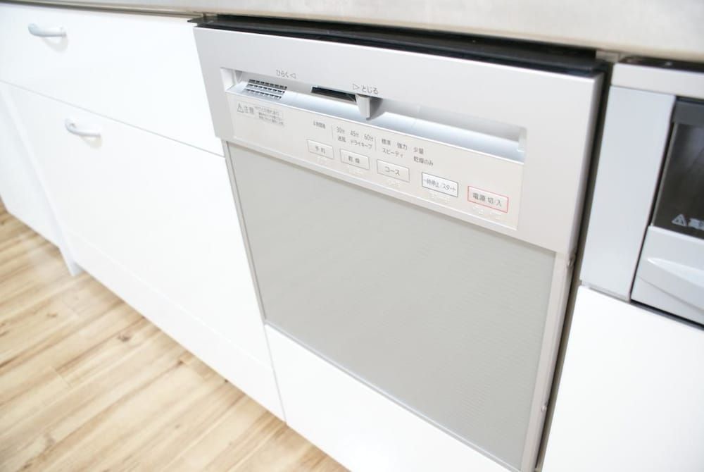 Legal Big House (166-1) Apartment 18