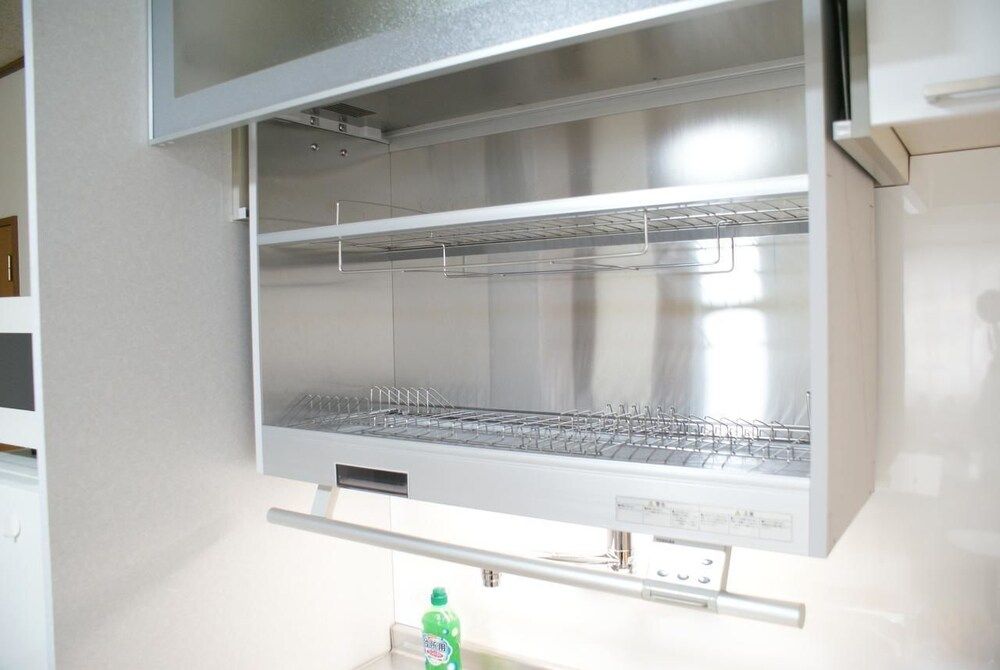 Legal Big House (166-1) Apartment 13