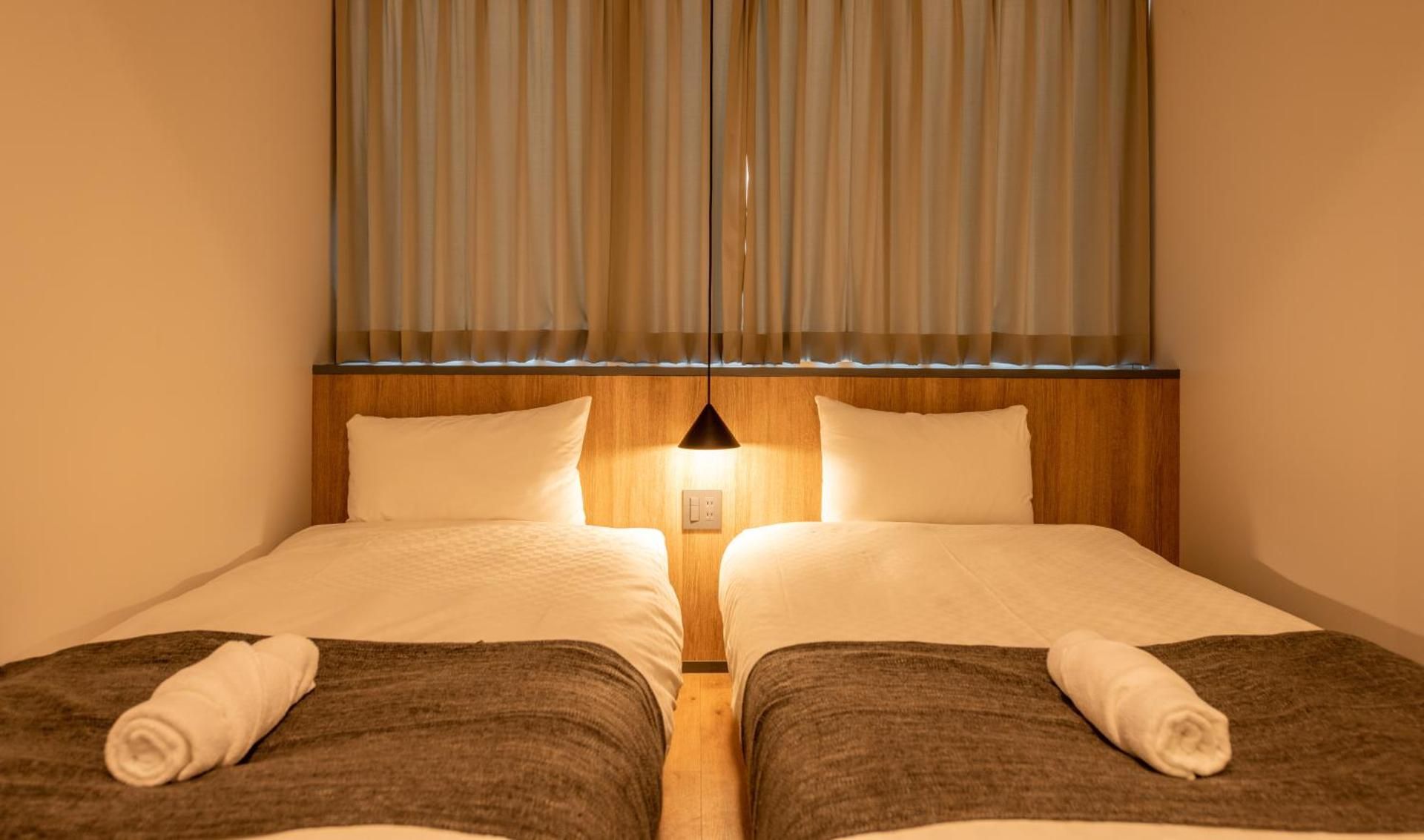 undefined Yeah Room Namba 4