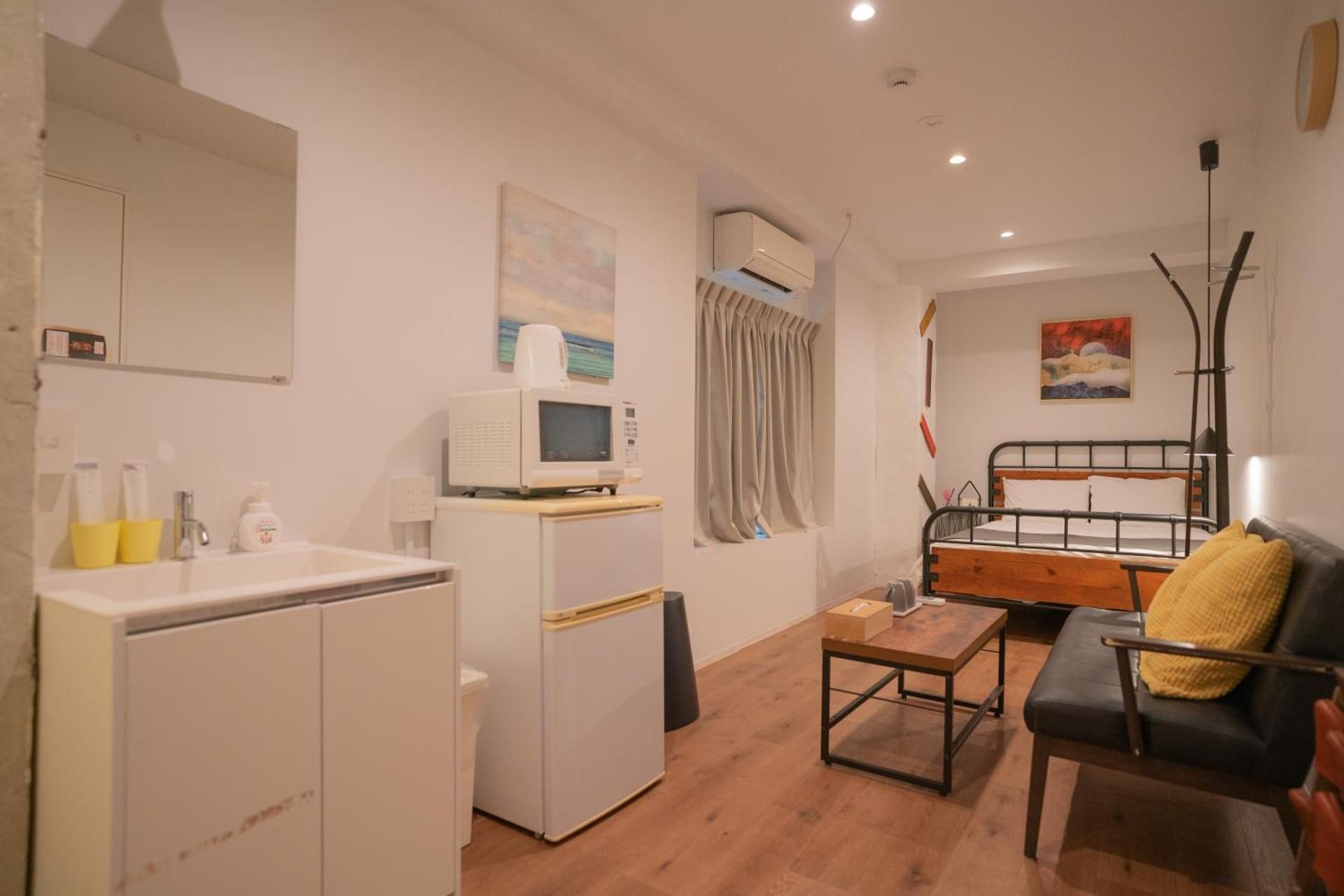 undefined Yeah Room Namba 6