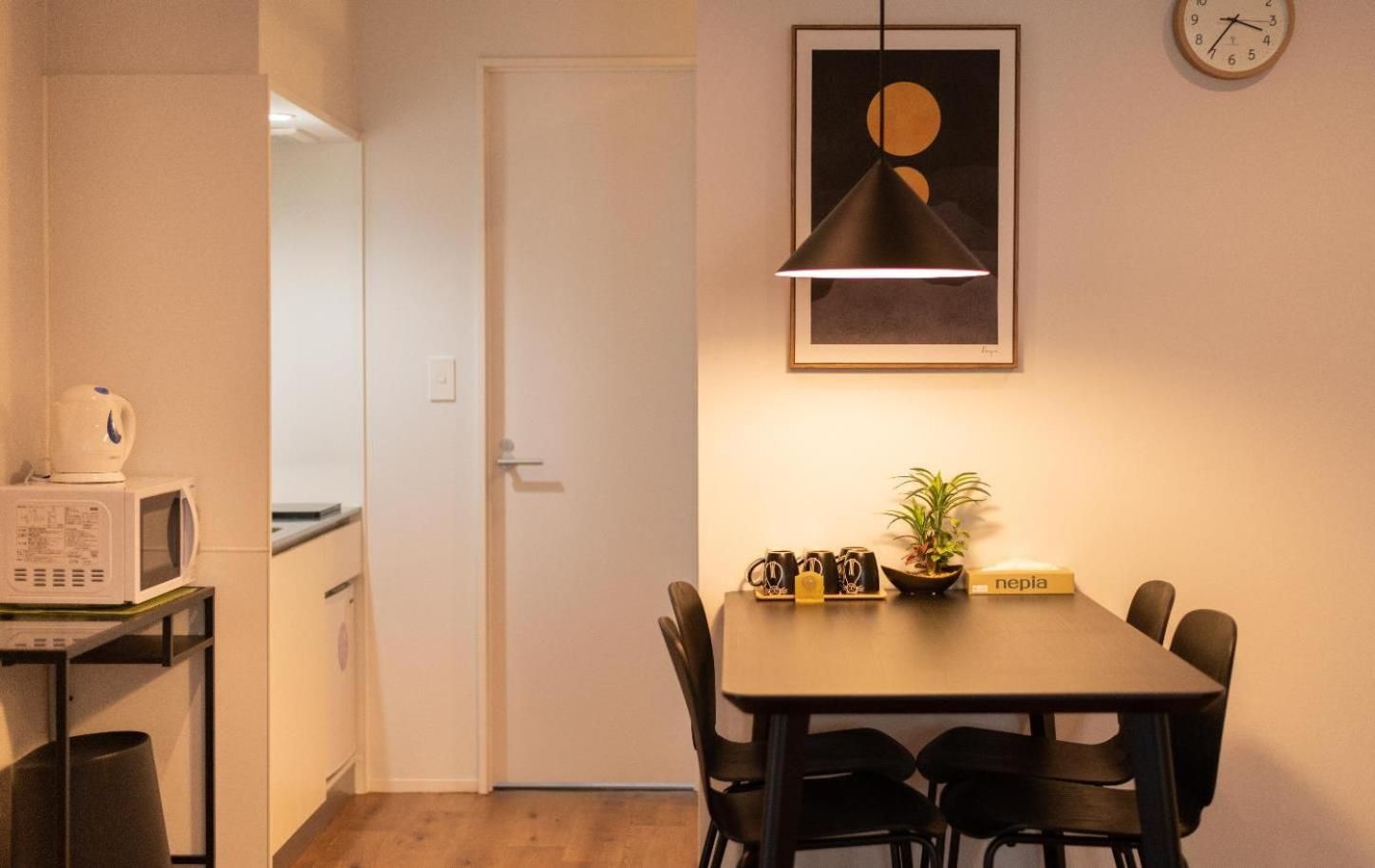 undefined Yeah Room Namba 3