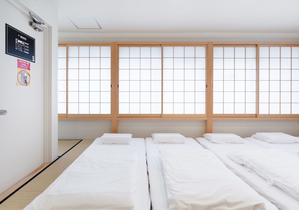 Honjin Hostel Japanese Style Room, 5 People 4