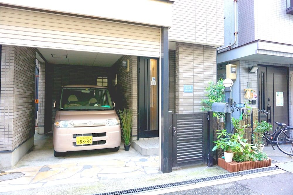 undefined Namba Tsutenkaku Warm Villa WS-1 2