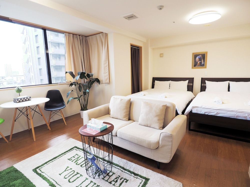 cube Apartment Quadruple Room, City View 7