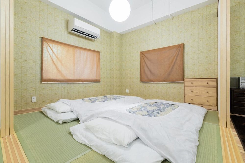 Life House Shinsaibashi Osaka Castle Life House Family Suite 4