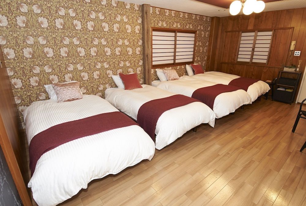 undefined Ace Namba 5