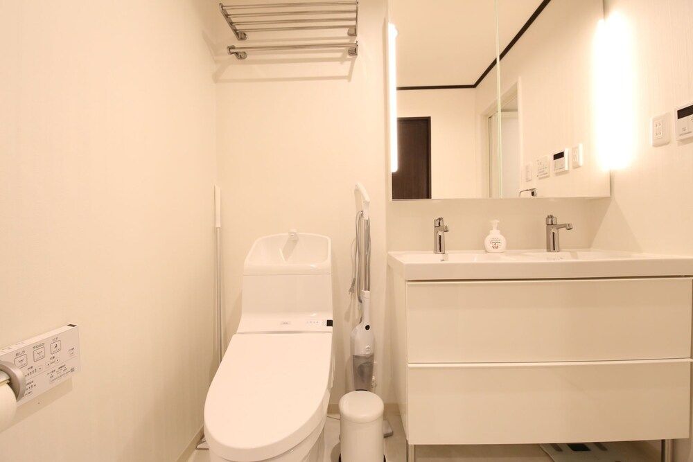 Shizuka - Kozu Quadruple Room (301) 9