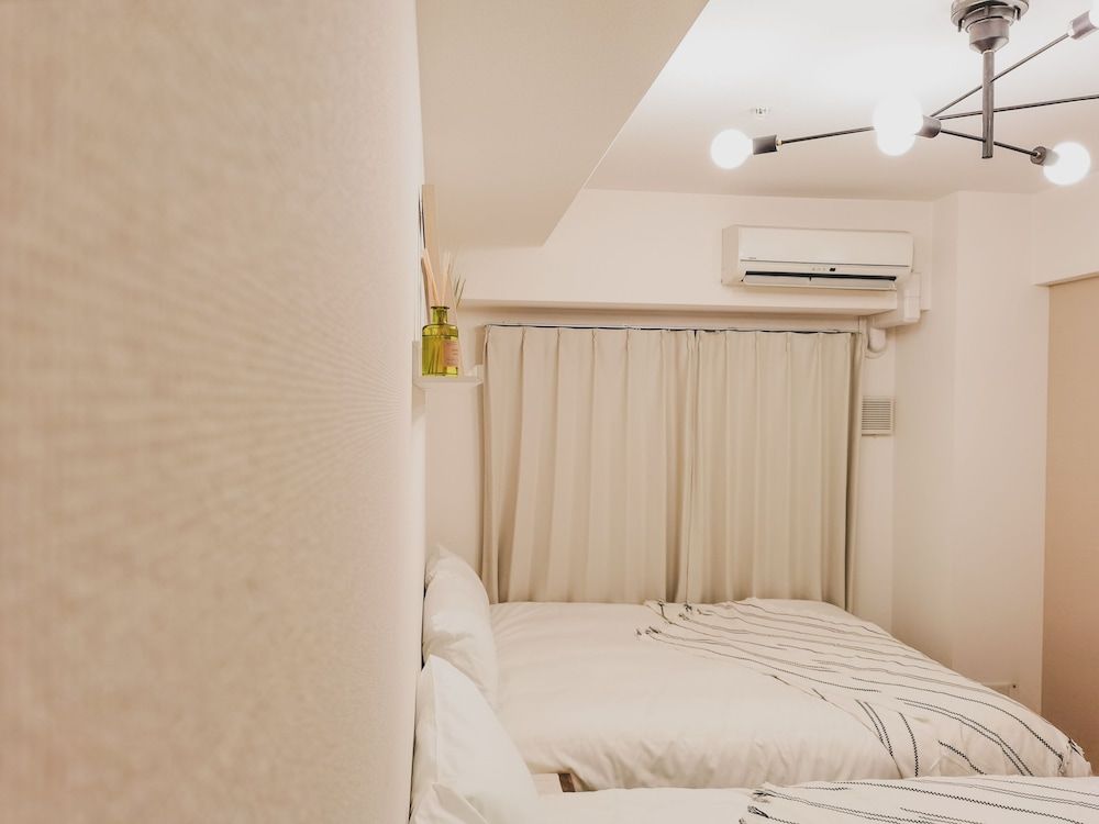 undefined Mawari Shinsaibashi 4