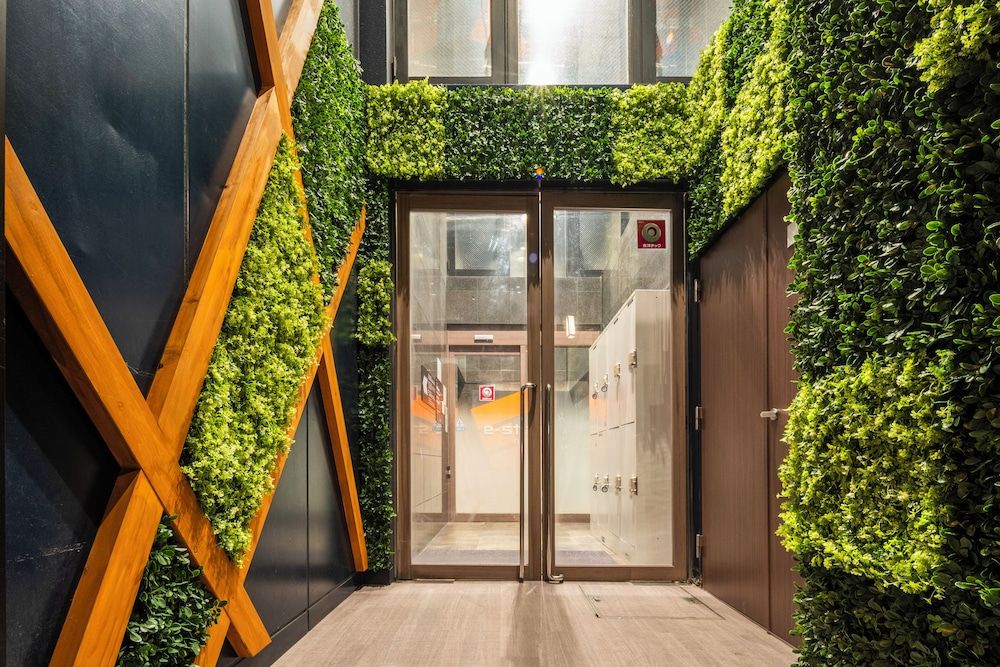 undefined e-stay namba 10