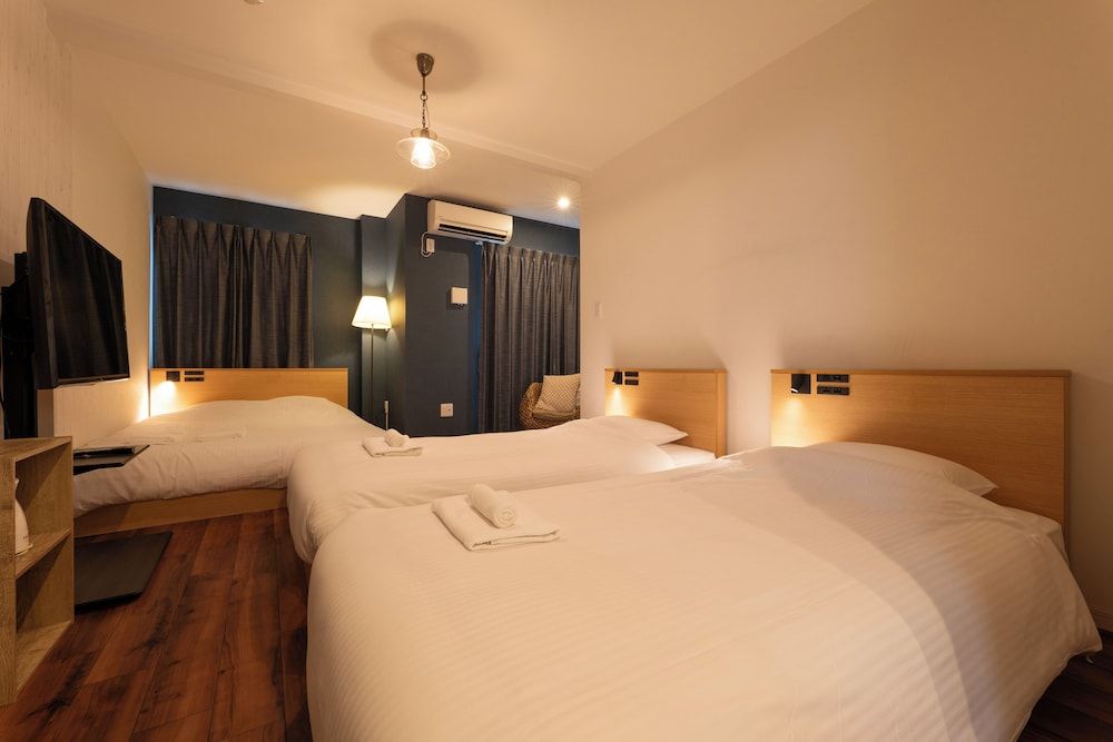 e-stay namba Superior Quadruple Room 5