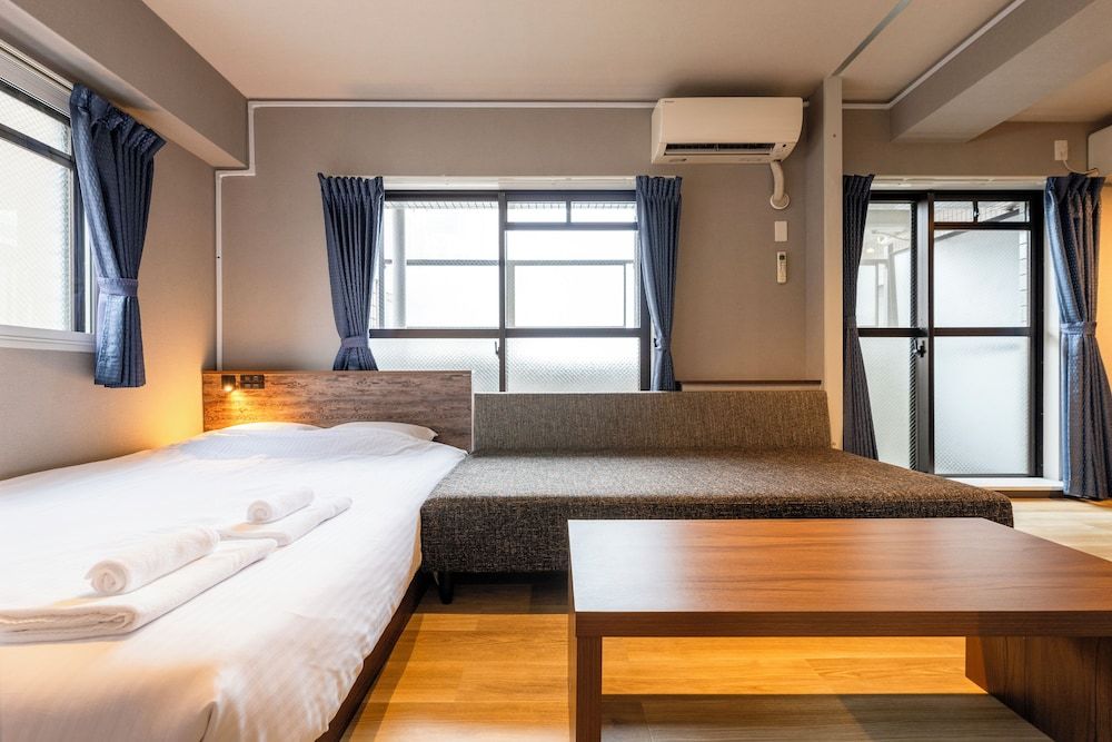 e-stay namba 2-8 two bed room type C