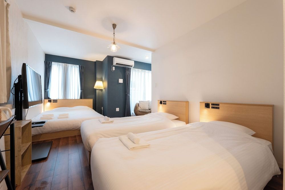 e-stay namba Superior Quadruple Room