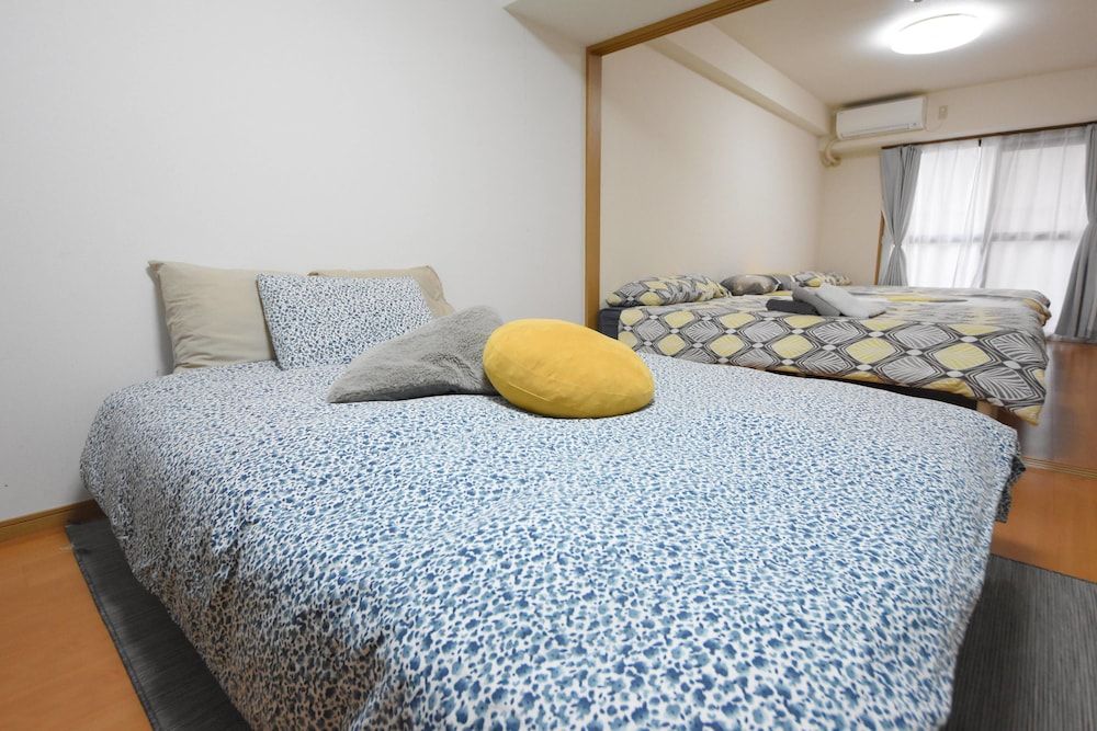 undefined Heart of Shinsaibashi Apartment 4