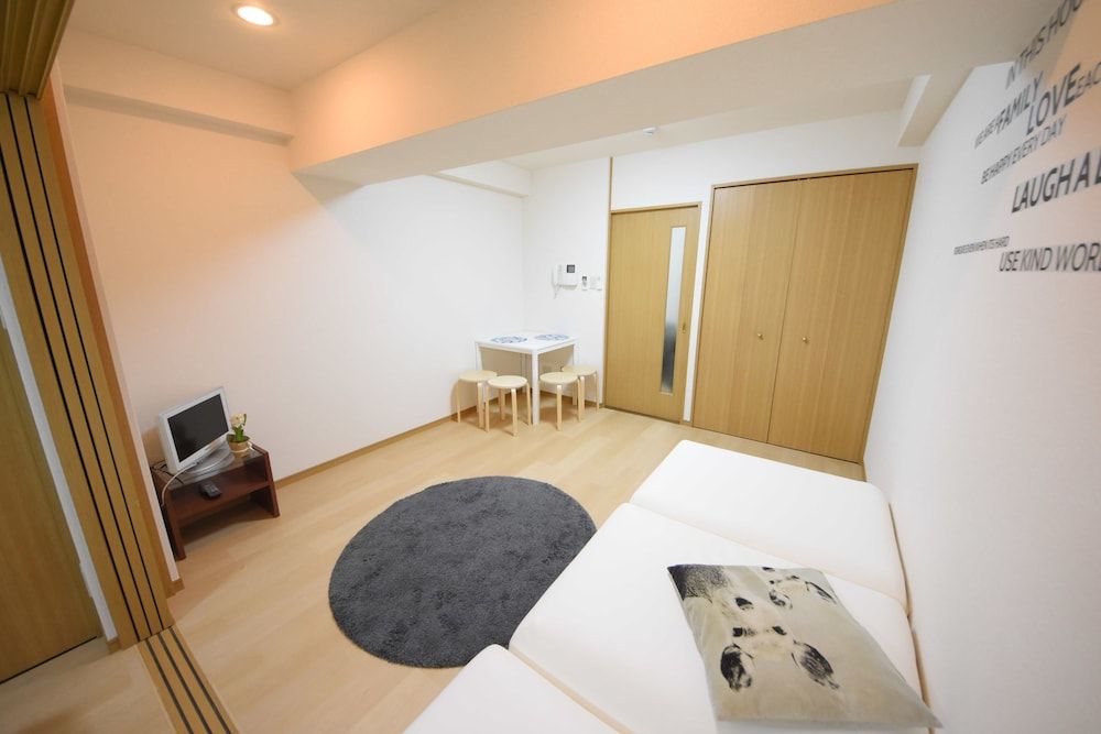 Heart of Shinsaibashi Apartment Deluxe Room (302) 4