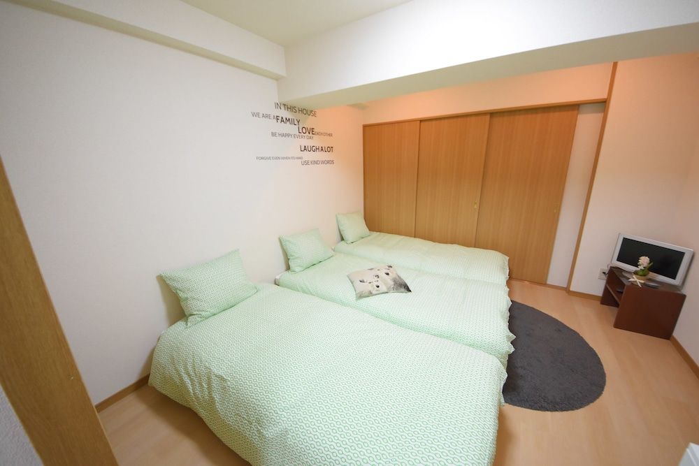 Heart of Shinsaibashi Apartment Deluxe Room (302) 5