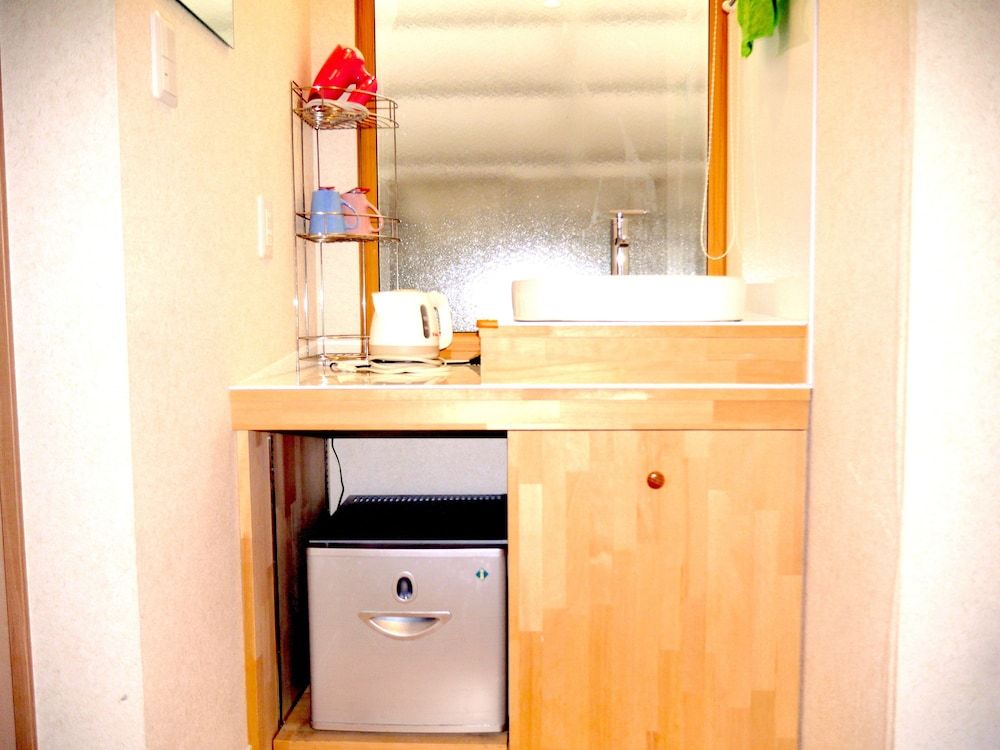 Guesthouse Osaka Tengachaya Station front hall Triple Room with Private Bathroom 5