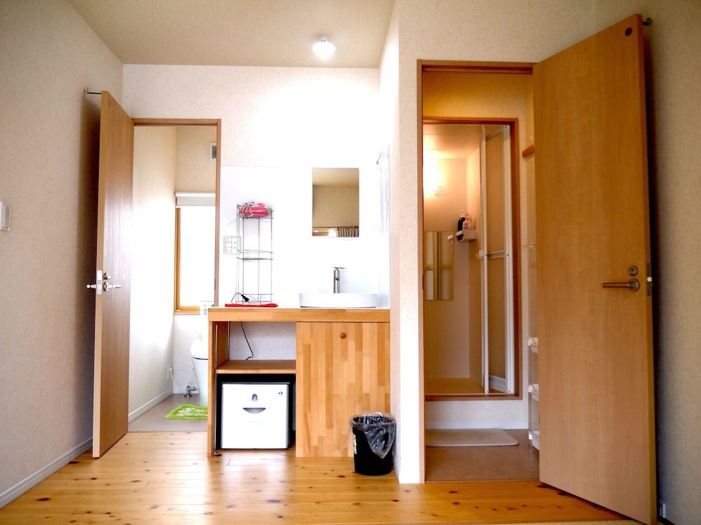 Guesthouse Osaka Tengachaya Station front hall Suite with Balcony 5