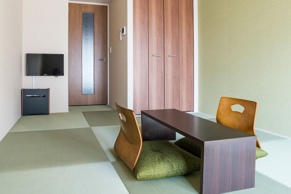 FDS Tennoji Hotel Apartment 11