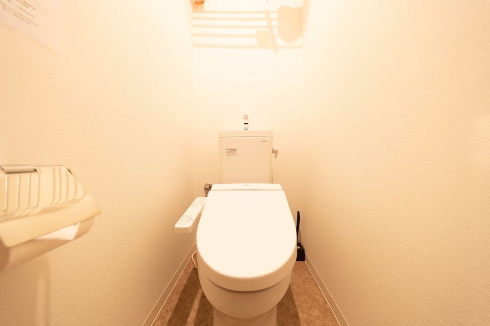 Guest House Megu-chan Room for 5 Guests 9