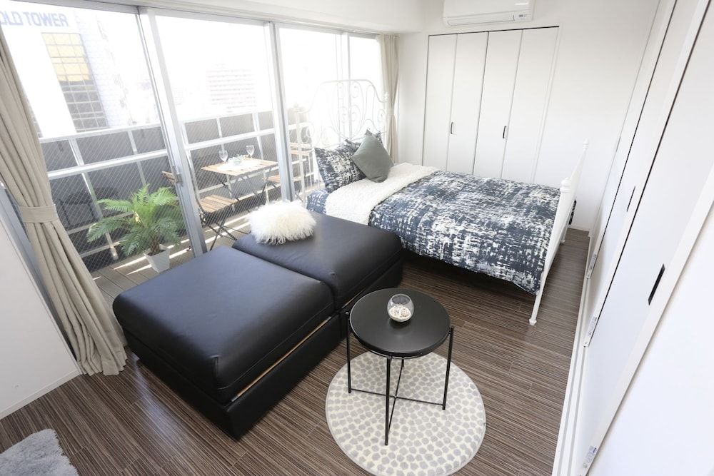 designer penthouse NANBA EAST Apartment (1403) 3