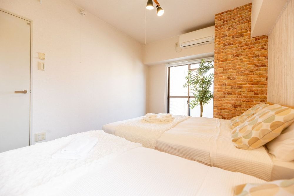 Shinsaibashi Midtown Apartments Apartment GD6 13