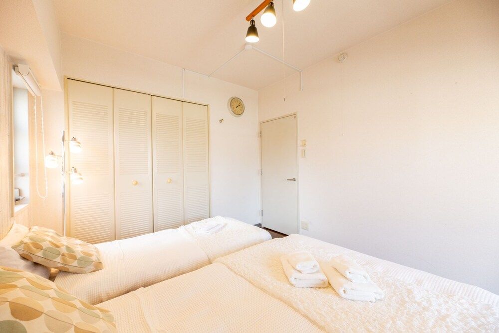 Shinsaibashi Midtown Apartments Apartment GD6 14