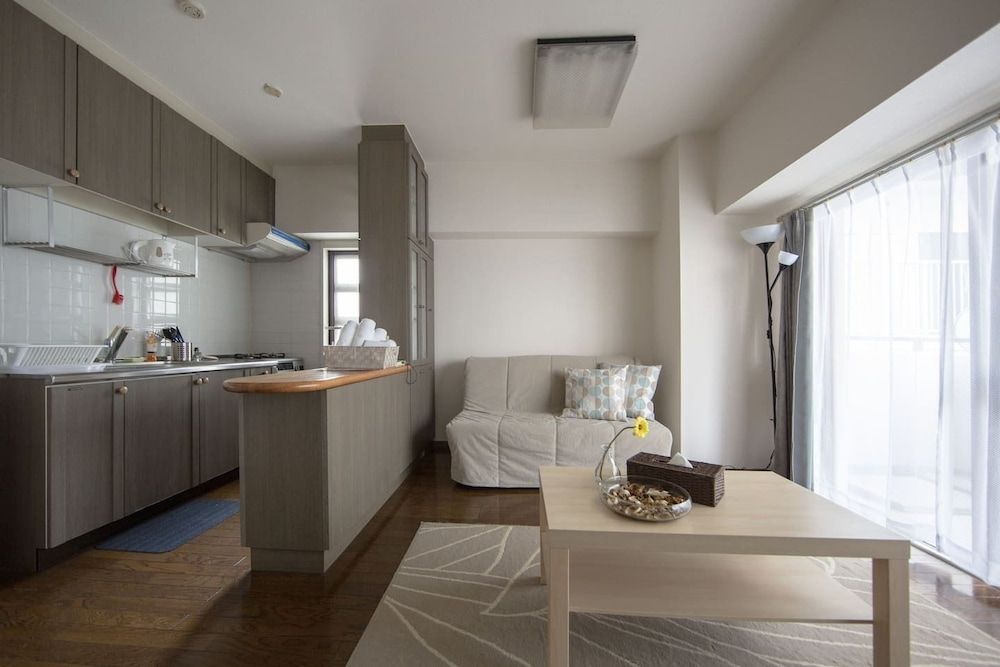 Shinsaibashi Midtown Apartments Apartment GD7 24