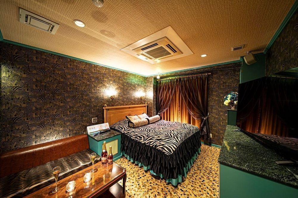 Rose Lips Shinsaibashi - Adults Only Economy Room 2