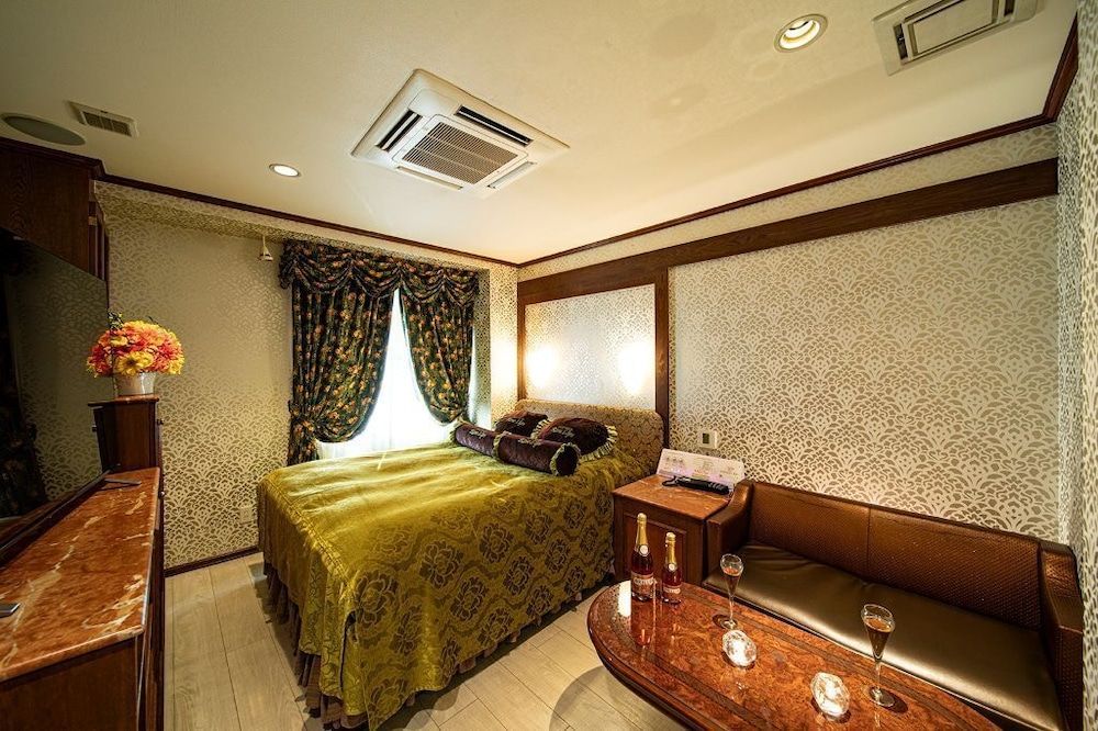 Rose Lips Shinsaibashi - Adults Only Economy Room 4