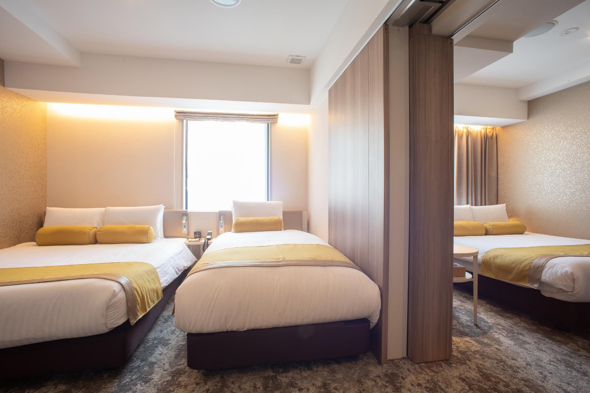 Connecting Rooms for 5 People - Non-Smoking