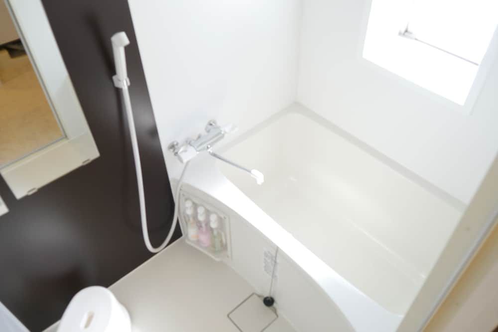 meet Me Umedanishi Deluxe Double Room 15