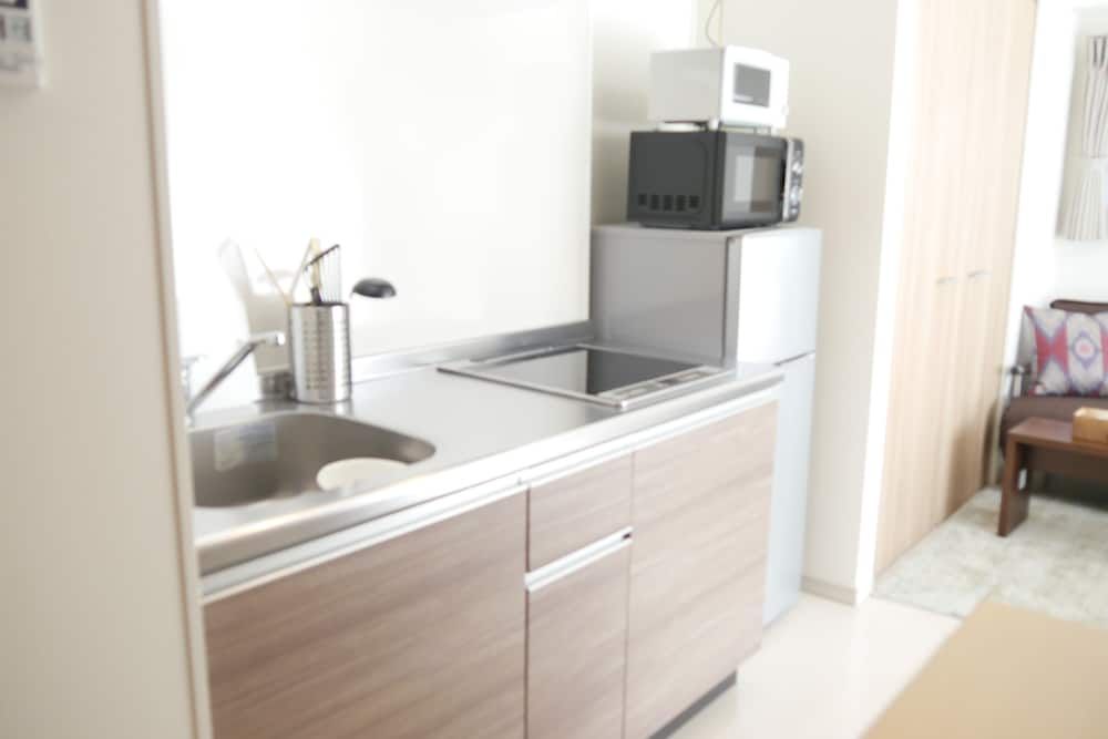 meet Me Umedanishi Deluxe Double Room 4