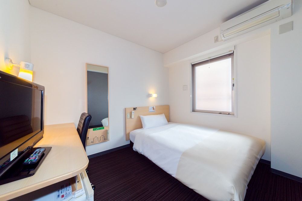undefined Super Hotel Subway Tanimachi 4-chome Exit 6 9