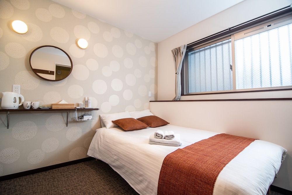 undefined Kujira 302