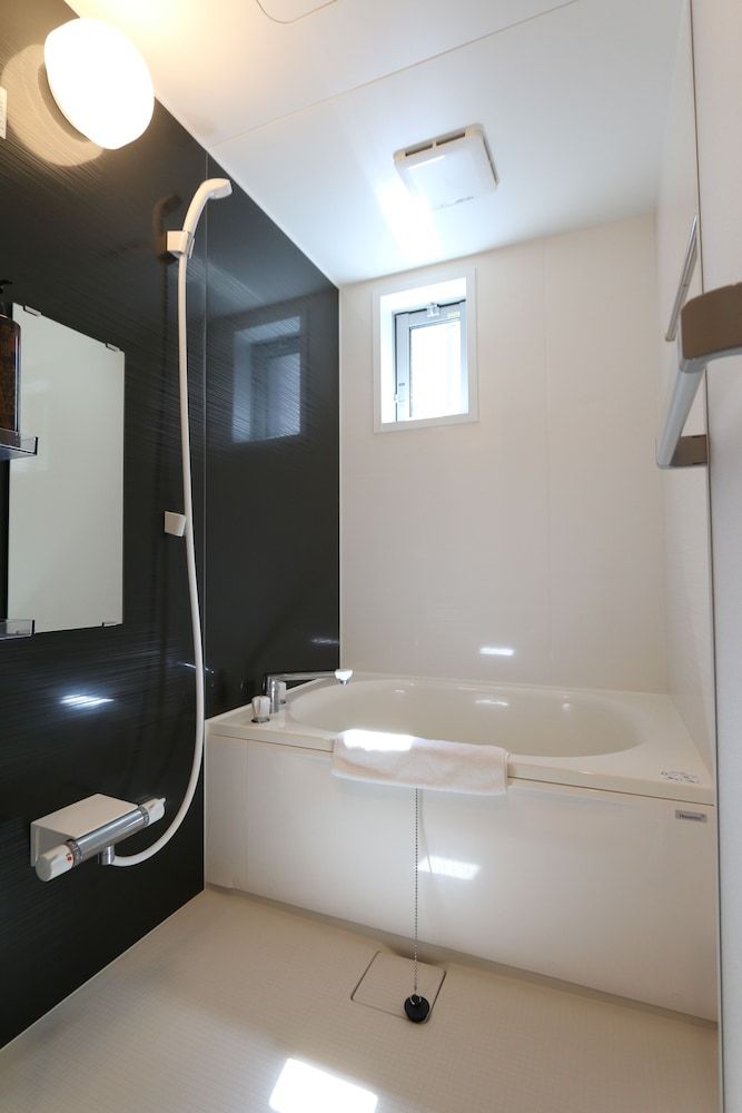 Elizabeth Garden Kurosaki Standard Room (NK1) 16