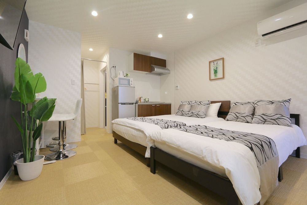 Elizabeth Garden Kurosaki Standard Room (NK2) 5