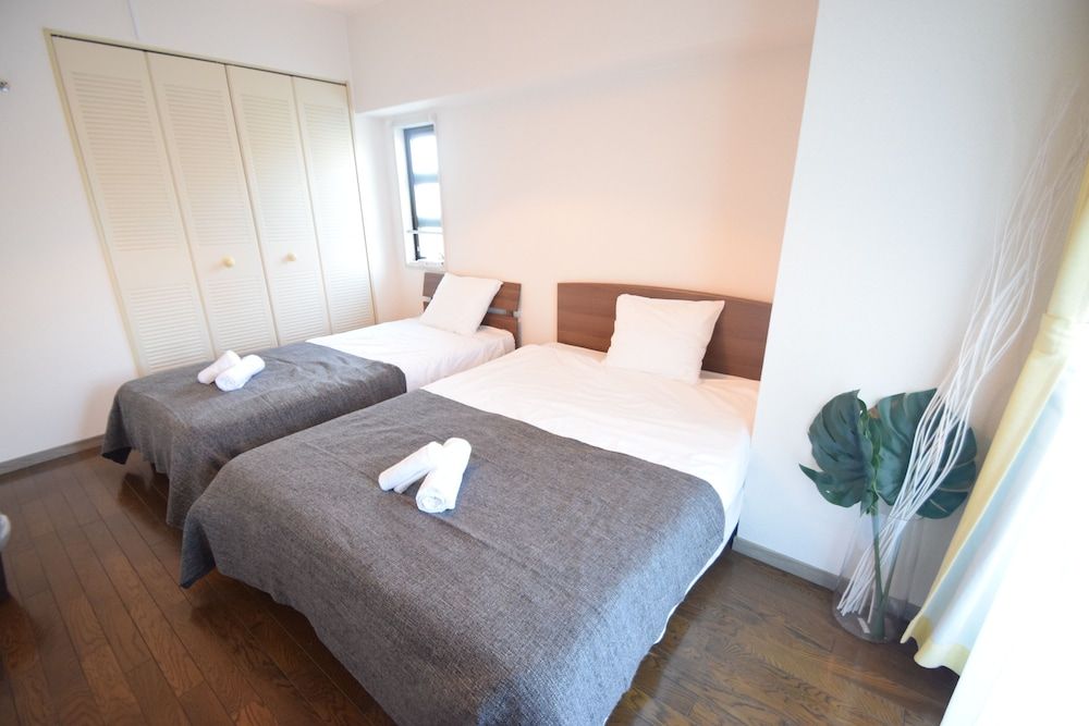 Color Shimanouchi Standard Double Room (701) 3