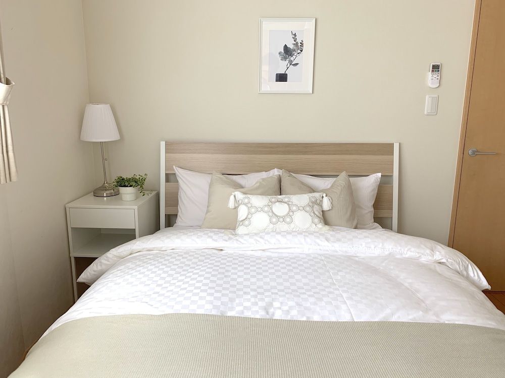 undefined Liaison House Universal Gateway 9