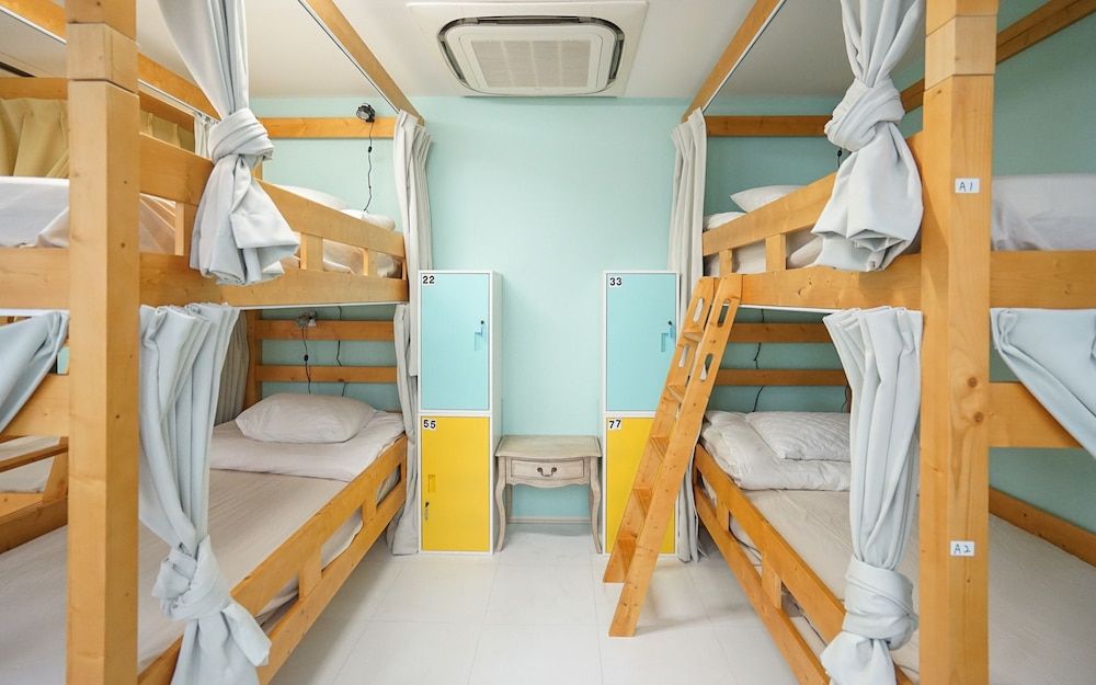 Dian Hotel Namba - Hostel