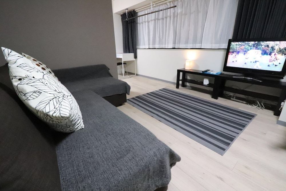 Residence Osaka Nipponbashi 902 5