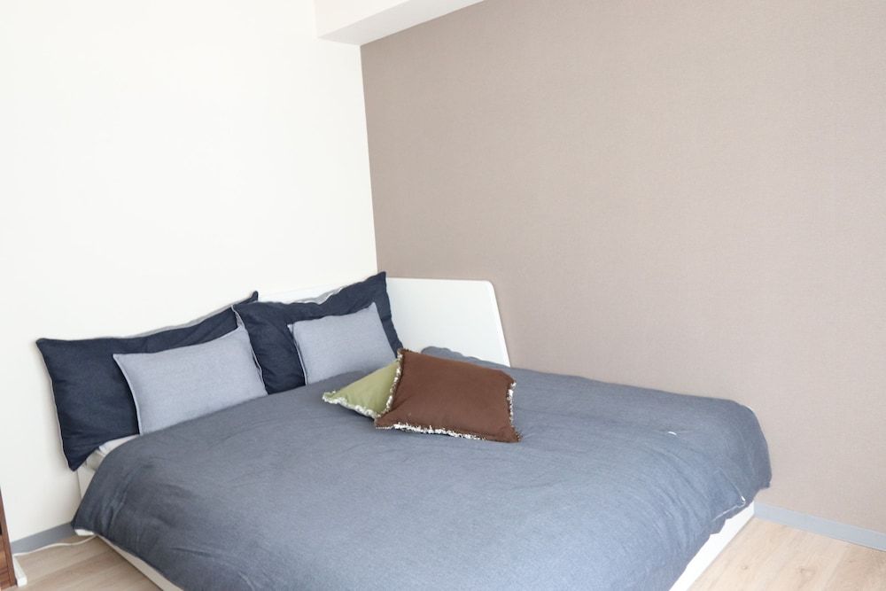 Residence Osaka Nipponbashi 902 3