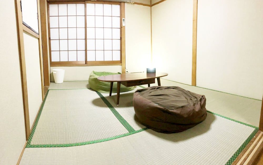 undefined Hanazono Kita Terrace House 4